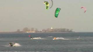 preview picture of video 'Kitesurfing vor Laboe'
