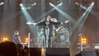 Korn - Ball Tongue / Need To / Divine (Live) + Jonathan Davis - Intro