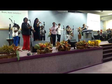 Loesje Rattan-Poulo - Selebra Kristu