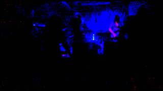 Video Kruhovitě (autor: Levitating Dog)