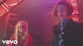 Kim Petras feat. SOPHIE — 1,2,3 dayz up [Live On LadyLand]