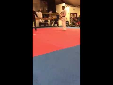 Nz kyokushin nationals 2016- Middle weight final, Tom Wilson vs Thelvin Cabezas round 2 &3