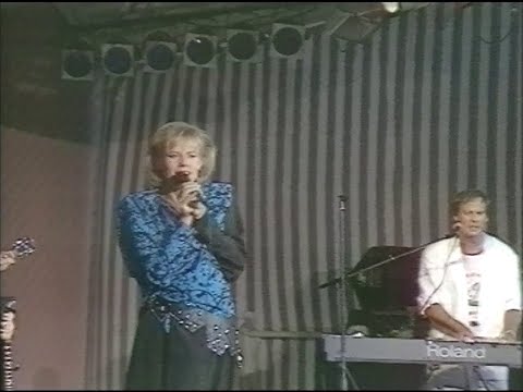 Arja Saijonmaa & Lasse Holm - Miljoner Roser (Liseberg 1987)