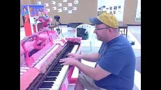 Yarnbombed piano: Nadia's Theme (a.k.a. theme from The Young and the Restless)