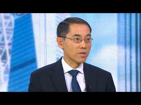 Shuang Ding discusses RMB and Chinese economy