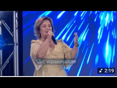 Donika Pecallari. "Aman syri i zi "... Maratona "kenge moj" Permet.  26-8- 2024.