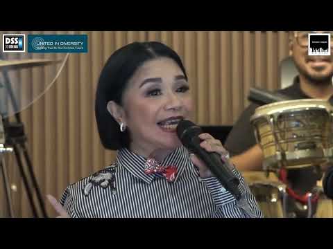 ASTAGA - RUTH SAHANAYA & CANDRA DARUSMAN - KONSER 7 RUANG