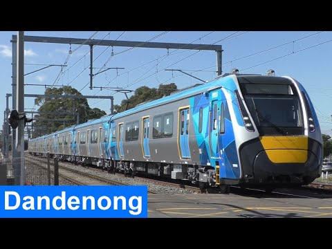 Trackside in Dandenong; Passenger Trains & Freight Trains - Melbourne Transport