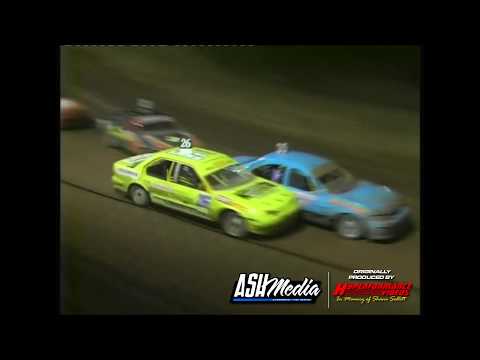 Street Sedans: Div1 - A-Main - Maryborough Speedway - 24.02.2007