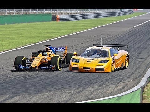 McLaren F1 2018 vs McLaren F1 GTR - Monza