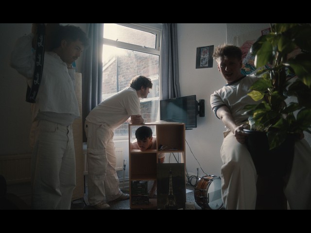  Lipstick and Cigarettes - Bayboards