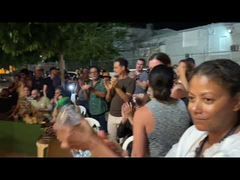Tradicional plena bombera drumming and singing