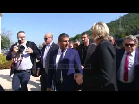 Le Pen refuzon shaminë - Top Channel Albania - News - Lajme