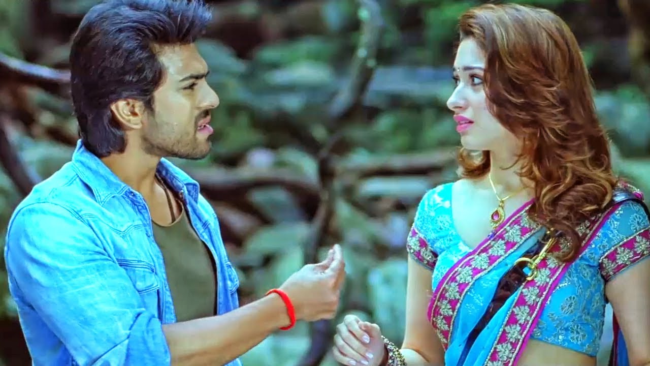 Ram Charan तमन्ना से फोन मांग रहा है अर्जेंट फोन करने के लिए |