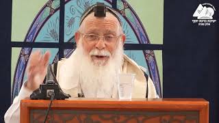 אסור לישון עם תפילין | הרב אליקים לבנון | הלכות תפילין | 70 (ישיבת ברכת יוסף - אלון מורה) - התמונה מוצגת ישירות מתוך אתר האינטרנט יוטיוב. זכויות היוצרים בתמונה שייכות ליוצרה. קישור קרדיט למקור התוכן נמצא בתוך דף הסרטון