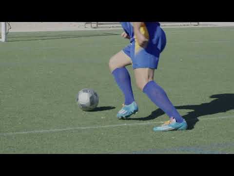Sharp Outside Turn (Andr&eacute;s Iniesta Signature Move)