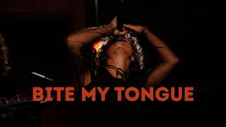 Veya - Bite my Tongue (Live at Exalto Studios)