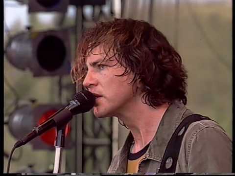 Pearl Jam - Light Years (Pinkpop 2000)