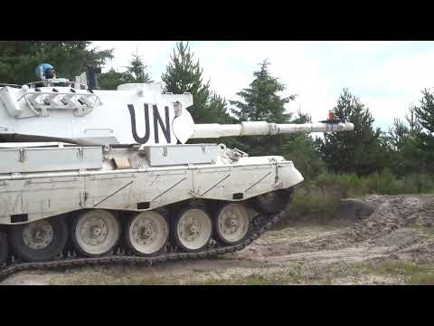 Leopard 1A5 Tank - How to drive with Beer