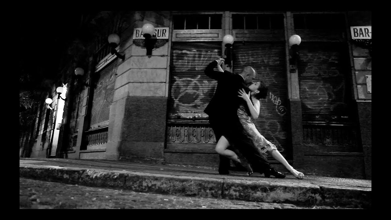 Hernan Ohaco & Yamina Leiva Improvisan at Bar Sur in San Telmo