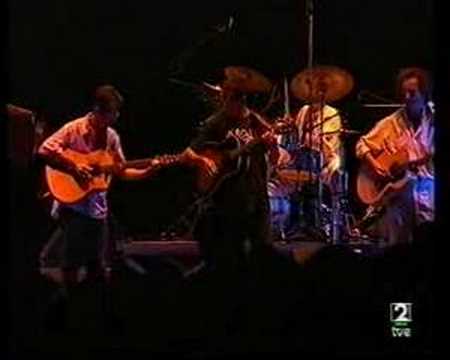 Javier Alvarez.  Uno- dos- tres-cuatro.