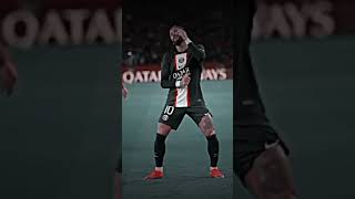 نيمار يرقص رقصه السامبا