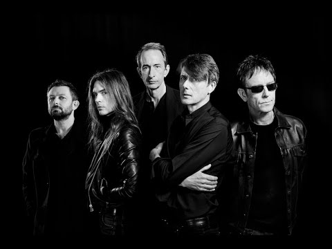 Suede - "She's in Fashion" with The BBC Concert Orchestra  : Radio 2s Piano Room  February 21 2023