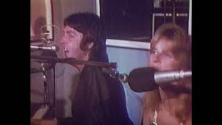Download lagu Paul McCartney & Wings - Maybe I'm Amazed ('One Hand Clapping' 1974) mp3