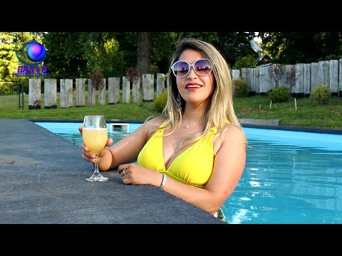 FRAN BASCUR "La Jefa" - Franchesca Bascur - Una Aventura - Video Clip Oficial - Cover - Pucón Chile