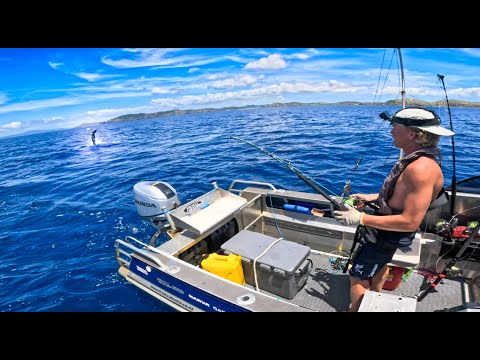 The ULTIMATE SMALL BOAT SOLO Mission! Catching The Dream For Most People