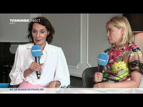 Emmanuelle Béart et Jeanne Balibar se confient sur leur nouveau film "Merveilles à Montfermeil"