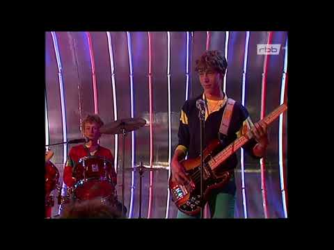 The Shorts  Comment ça va english version