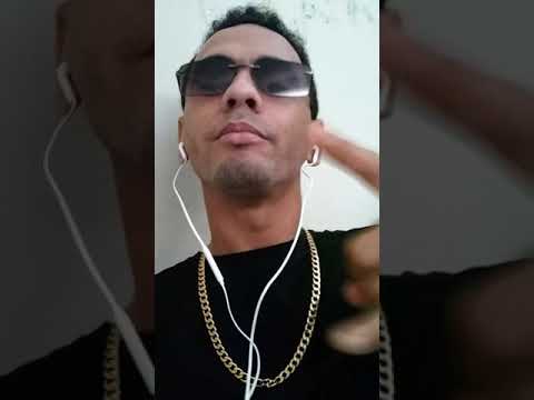 El Tánger Baby le manda fuego a los artistas urbanos