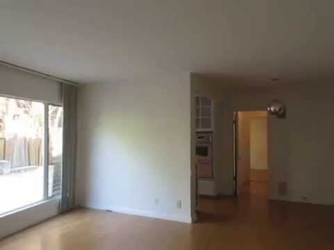 PL4801 - Charming 1 Bed + 1 Bath Apartment for Rent! (West Hollywood, CA)