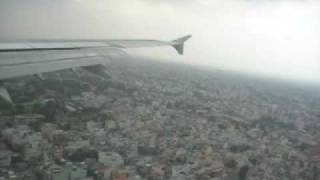preview picture of video 'Landing at Tan Son Nhat International Airport Ho Chi Minh City - VN 763 - 27 April 2009'