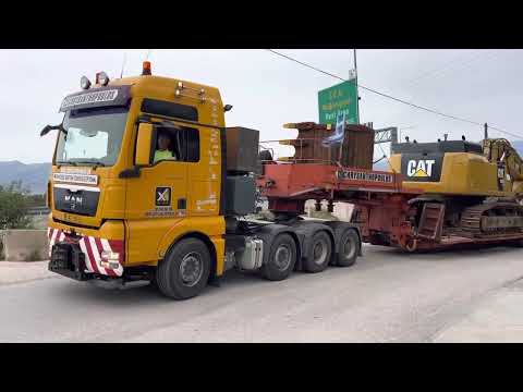 Cat 352F arrival #caterpillar #caterpillarequipment #excavator #machinery #mantrucks #transport #cat