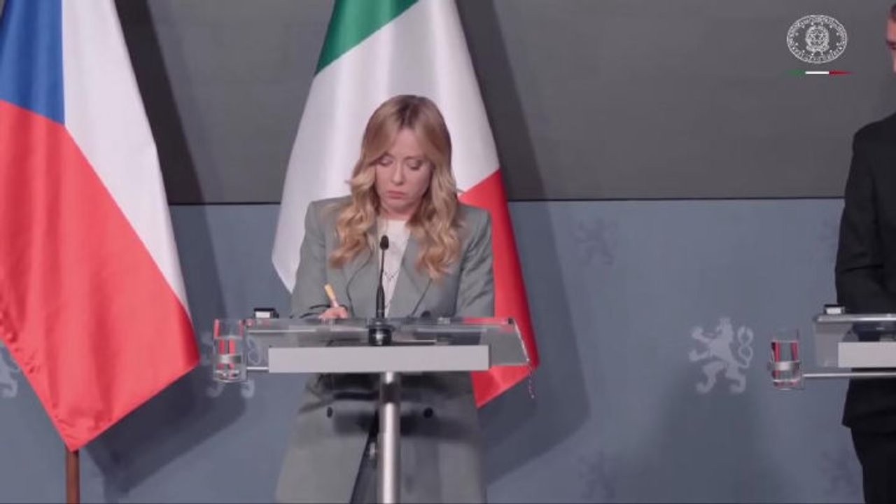 Meloni: Caro bollette? Spero anche altri diano una mano come per carburanti