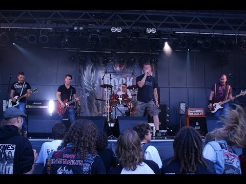 Customized live at Rock Monsieur 2012