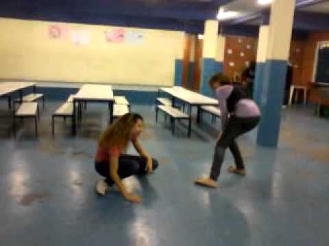 Capoeira com Jess & Hellen