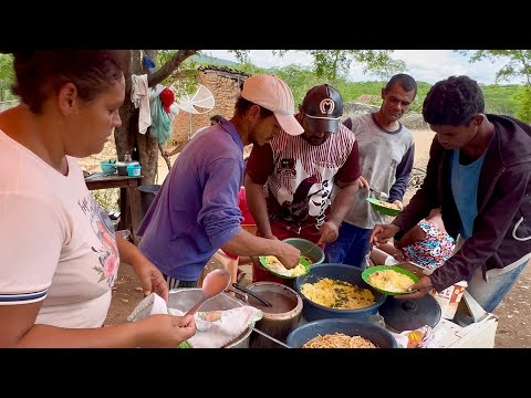 ALMOÇO NA ROÇA, CASA DA MENINA "VITÓRIA" COMUNIDADE SANHARÓ 