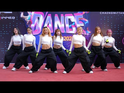 230722 PTOQ cover XG - LEFT RIGHT @ Central Chaengwattana 2023