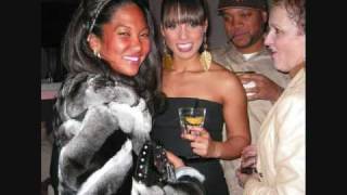 Alicia Keys Tell You Something