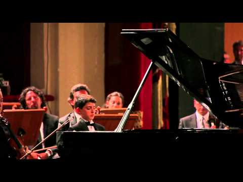 Gabriele Gallo 11y, plays prelude in B minor (Bach / Siloti)