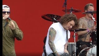 Asking Alexandria "Into the fire" Graspop Metal Meeting 2018