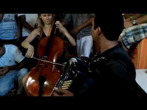 'Asa Branca' Itaúnas FENFIT 2015  Agacello & Isaac do Acordeon