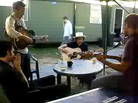 matt costa, g. love, jack johnson, mason jennings rehearsing