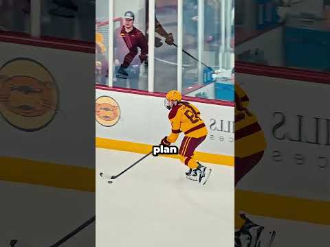 Ella realizó la jugada más ilegal del hockey #hockey #trick #shorts