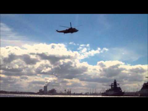 Vorführung der Deutschen Marine in Rostock