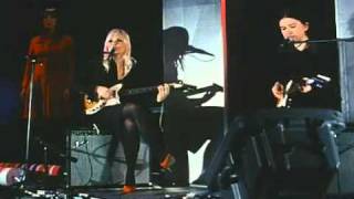 The Raveonettes - Remember (The Se­xiest Sto­ri­es on Earth!)