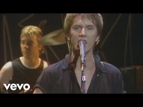 She Talks In Stereo - Gary Myrick and the Figures